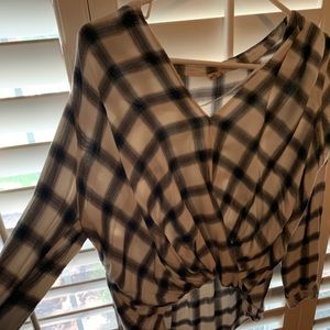 Hollister- Beautiful & Loose Blouse!!! Never Worn!